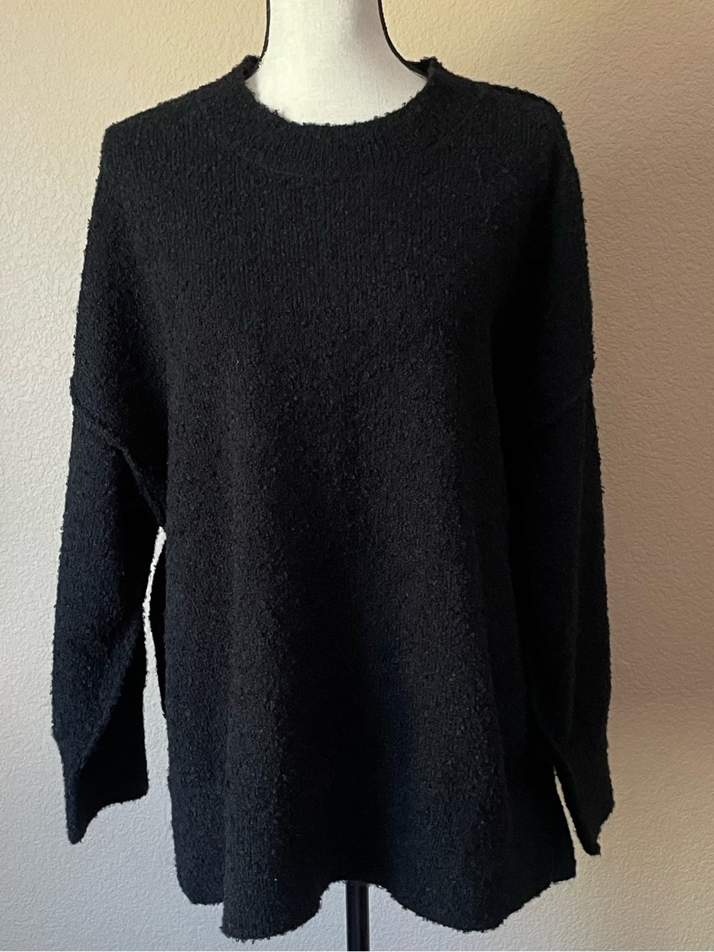 NWOT Torrid Boucle Crew Tunic Sweater Cozy Drop Shoulder oversized 00 (M/L)